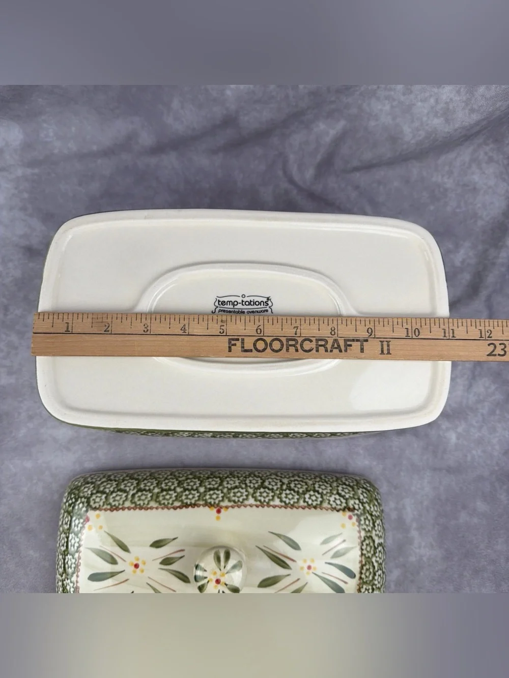 Temp-Tations Old World Green Ceramic Bread Box with Lid Ovenware by Tara